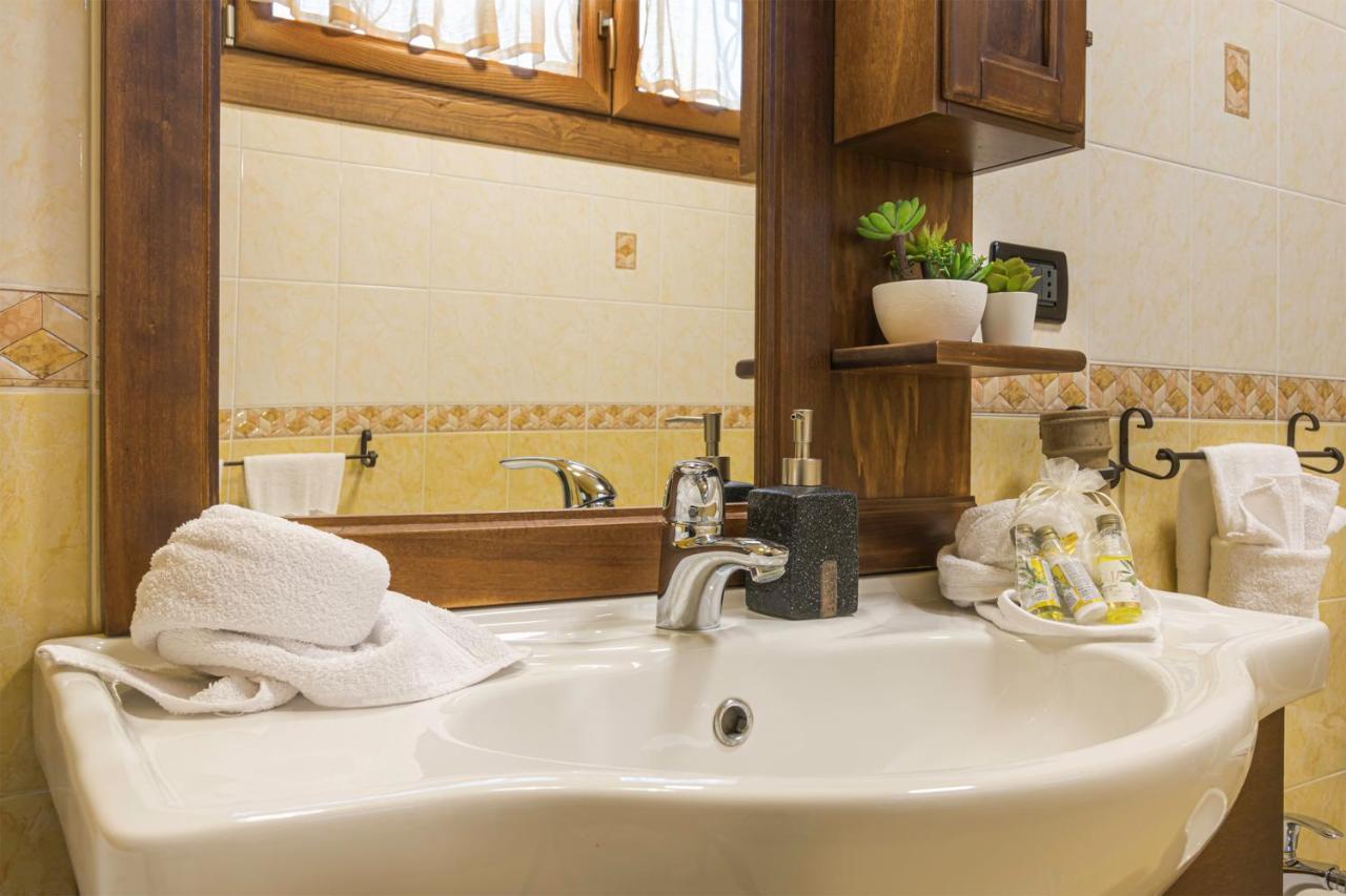 Wanderlust Apt In Villa Con Piscina - 45 Min Venezia - Zona Unesco San Pietro Di Feletto ภายนอก รูปภาพ
