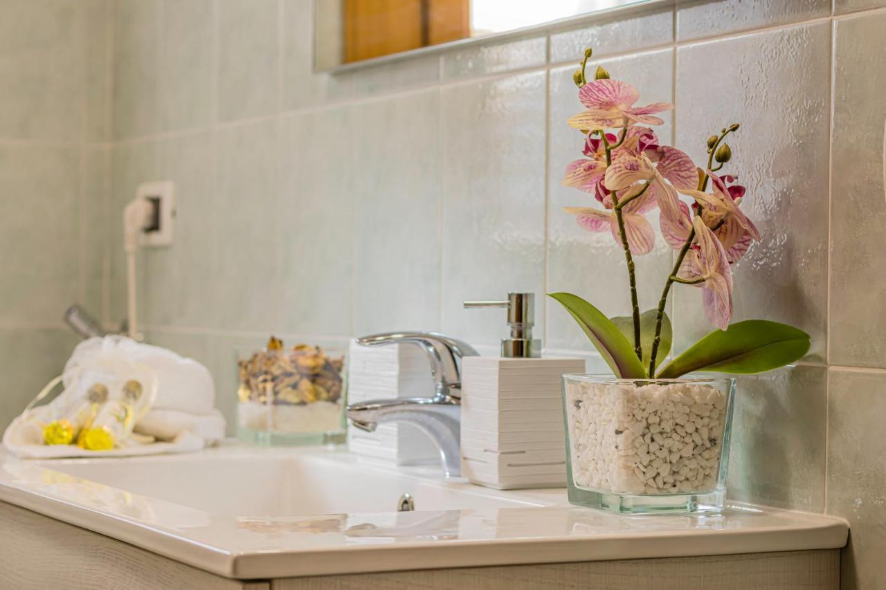 Wanderlust Apt In Villa Con Piscina - 45 Min Venezia - Zona Unesco San Pietro Di Feletto ภายนอก รูปภาพ