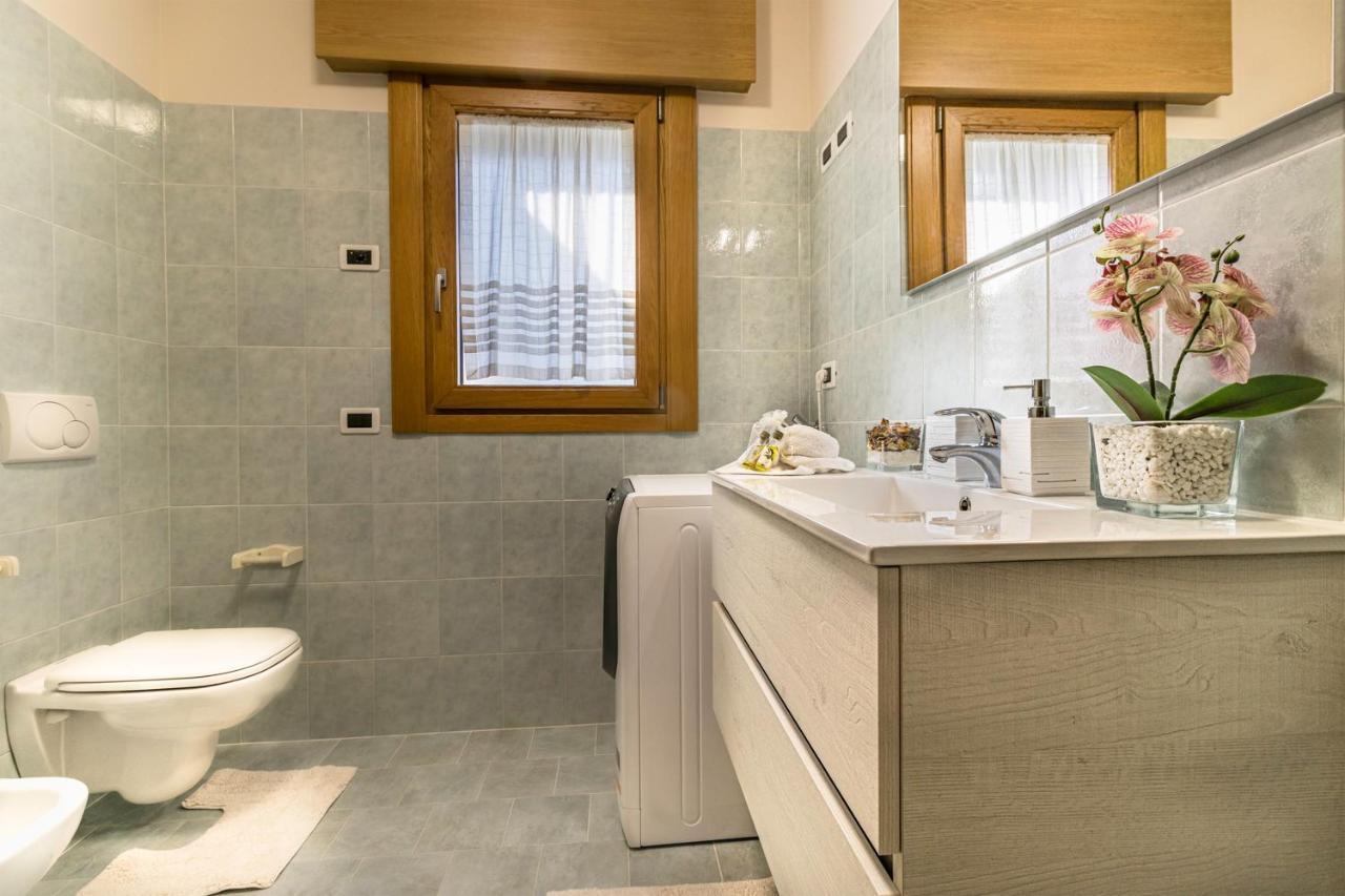 Wanderlust Apt In Villa Con Piscina - 45 Min Venezia - Zona Unesco San Pietro Di Feletto ภายนอก รูปภาพ